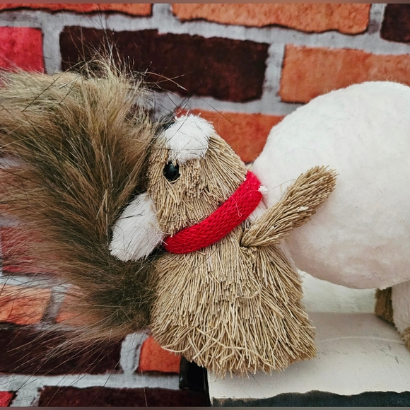 #496 Bloom Festive- Squirrel Duo with Snowball NEW - Picture 7 of 7